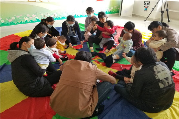 “儿童友好共护未来”家庭教育指导培训班举办聚焦特殊未成年人心理关爱与家庭赋能(图1)